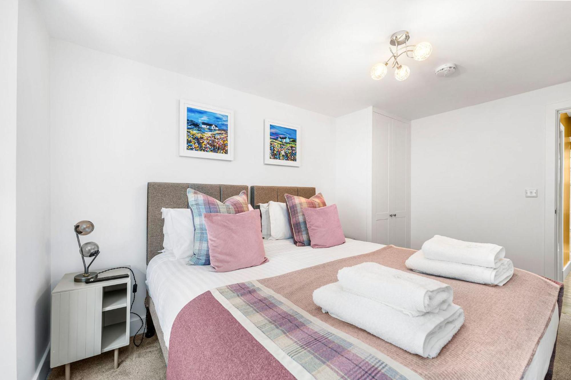 Righ Properties - Luxury West End Artisan Apartment EDI Kültér fotó